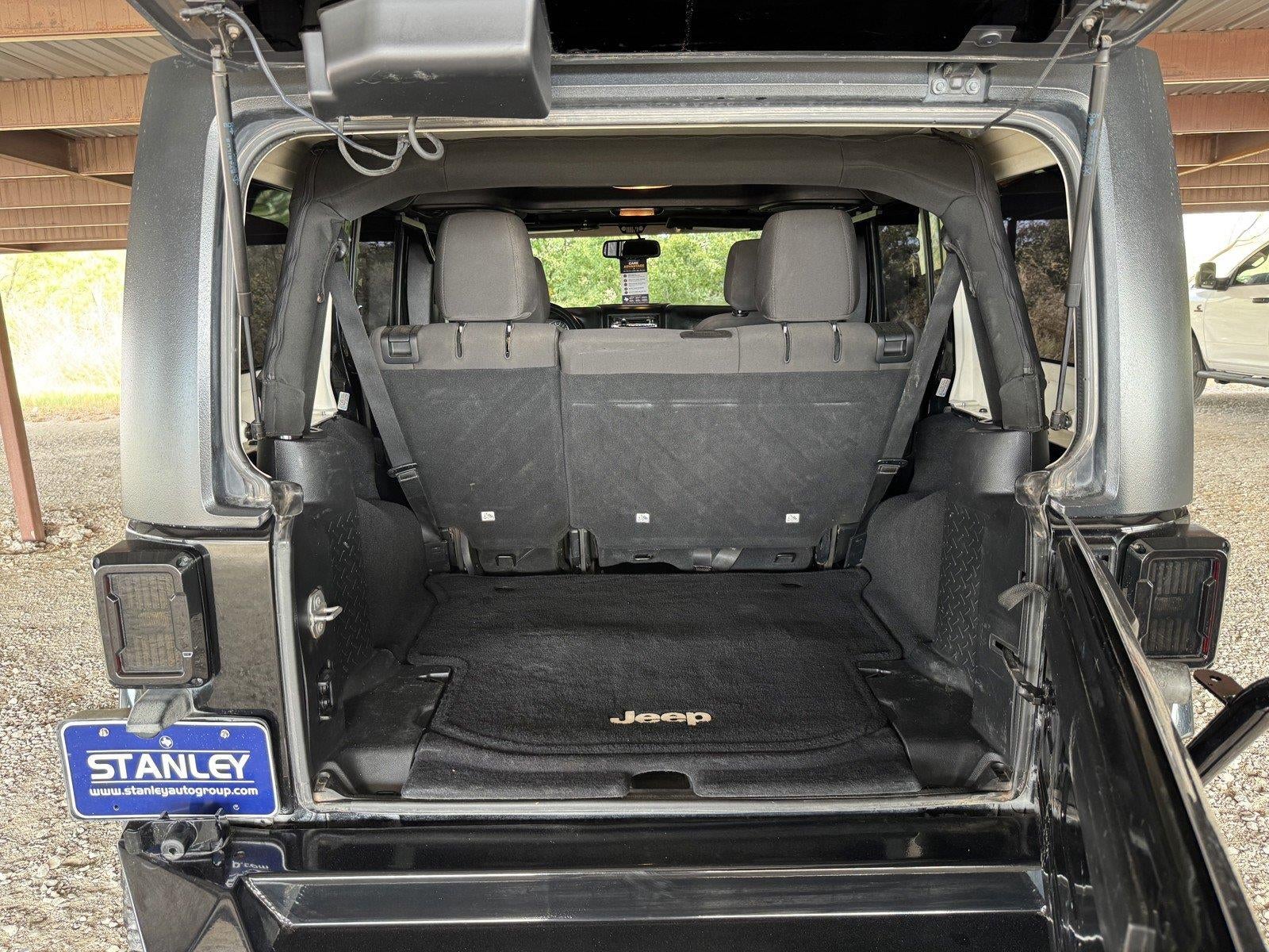 2016 Jeep Wrangler Unlimited Sport