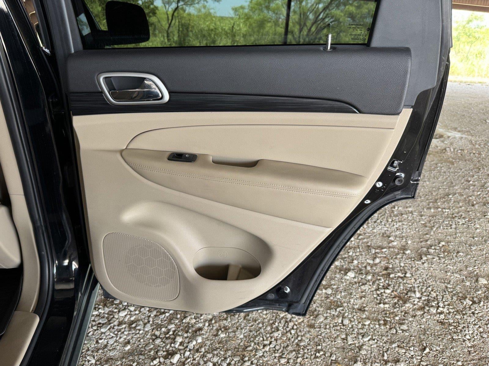 2019 Jeep Grand Cherokee Laredo E