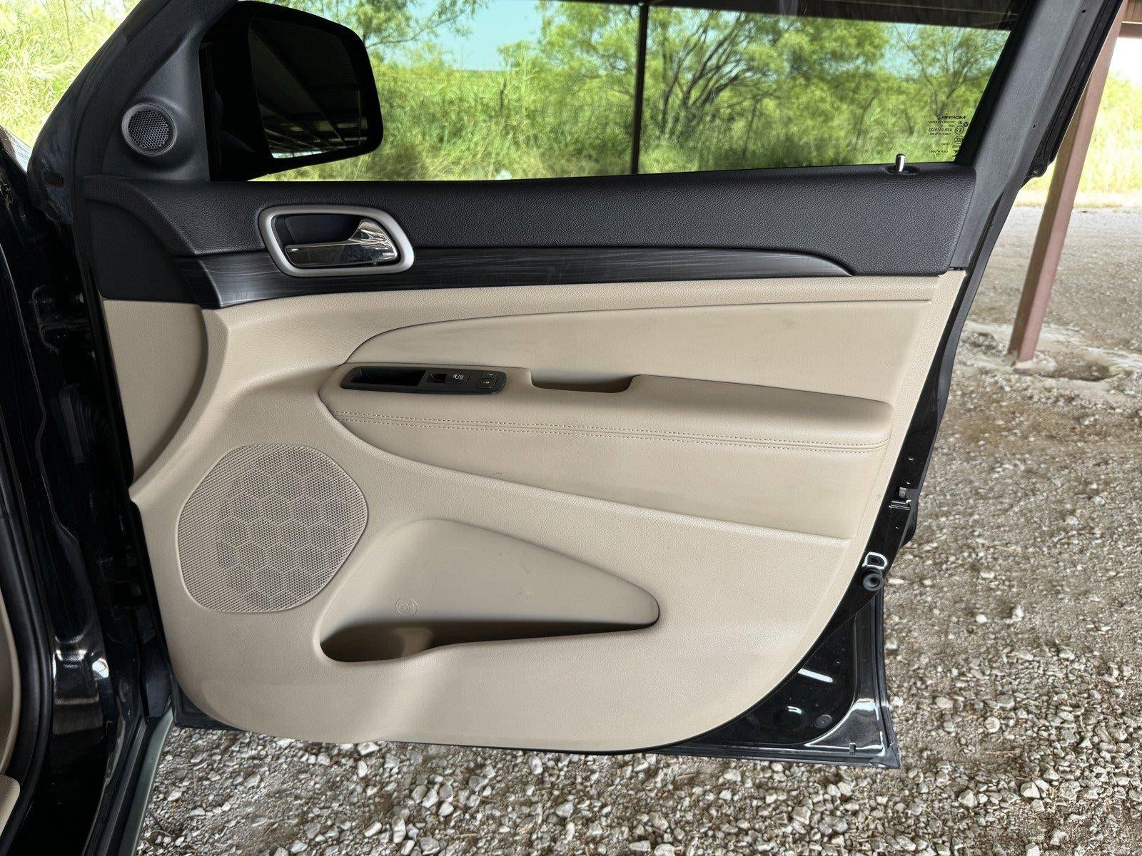 2019 Jeep Grand Cherokee Laredo E