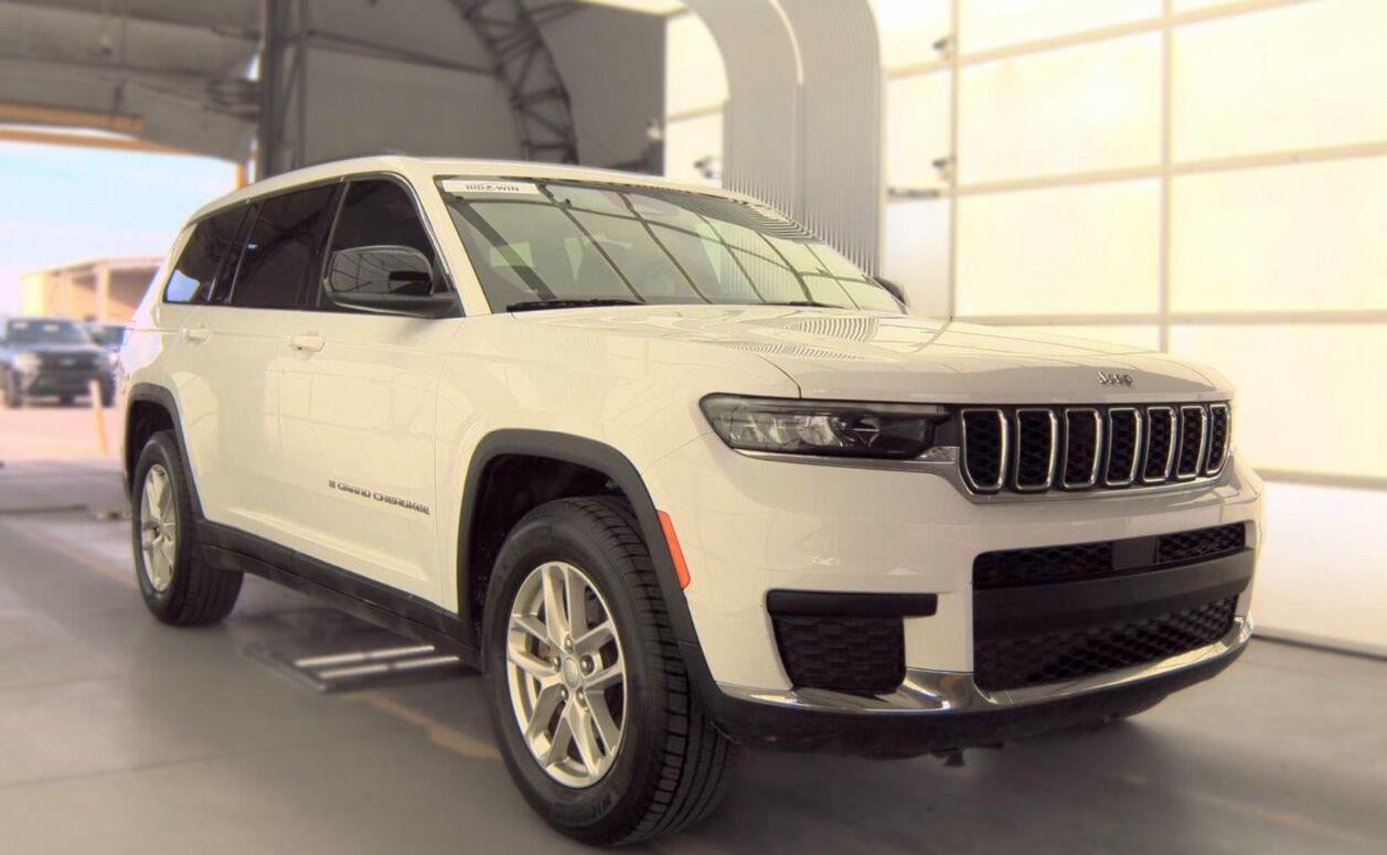 2022 Jeep Grand Cherokee L Laredo