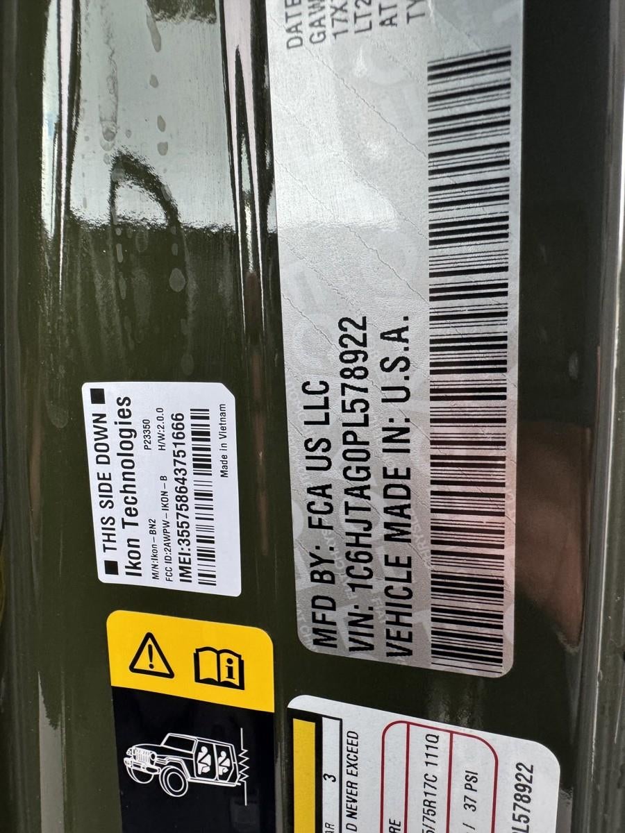 2023 Jeep Gladiator Willys