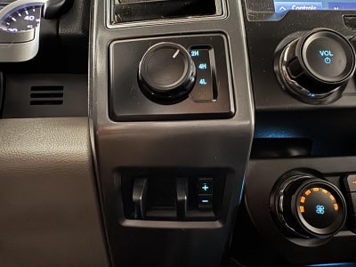 2022 Ford Super Duty F-350 DRW XLT