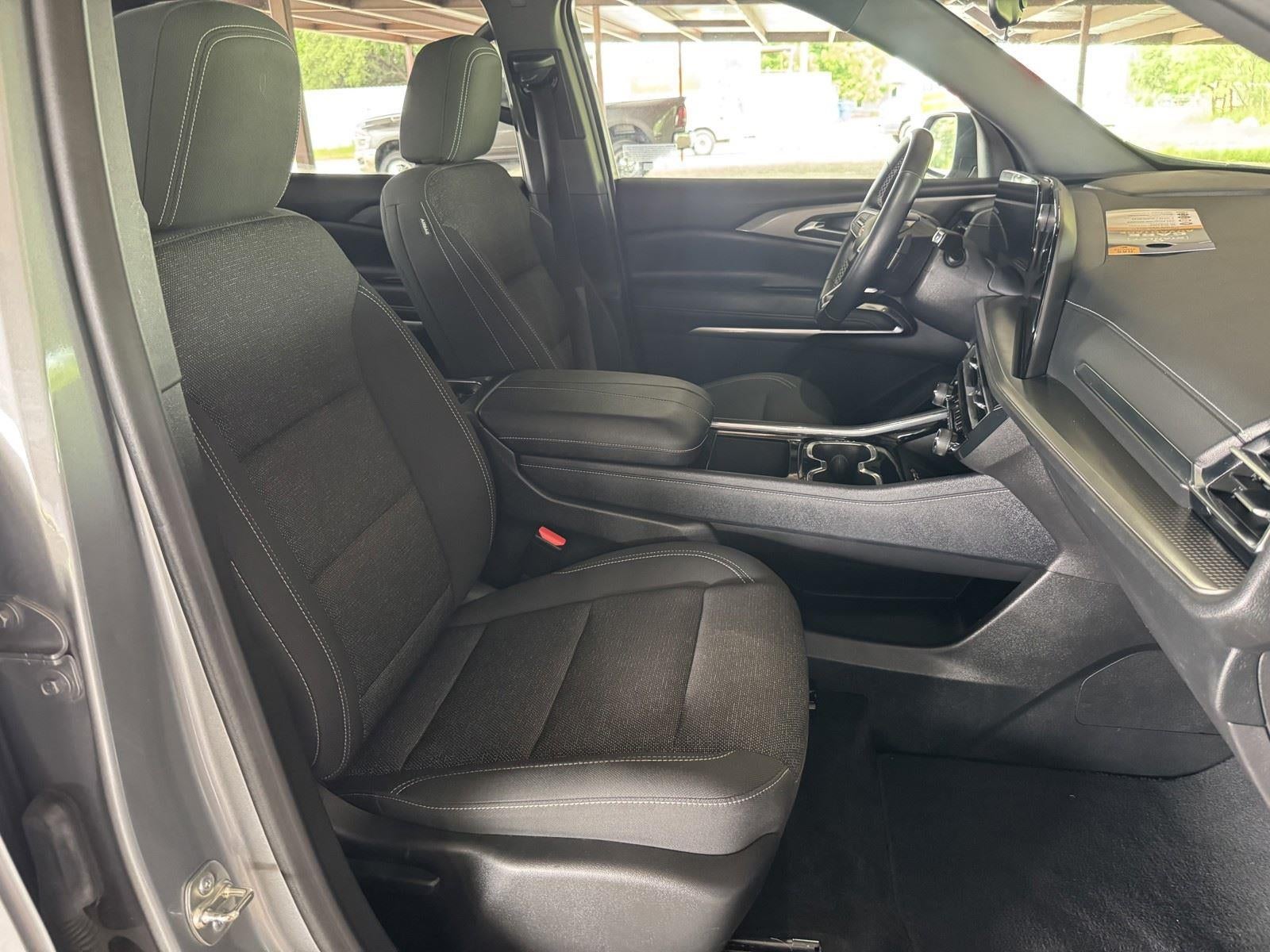 2025 Chevrolet Traverse FWD LT