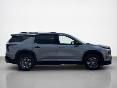2025 Chevrolet Traverse FWD LT