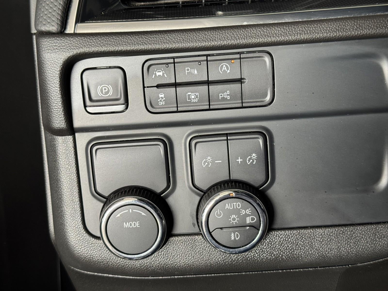 2025 Chevrolet Tahoe RST