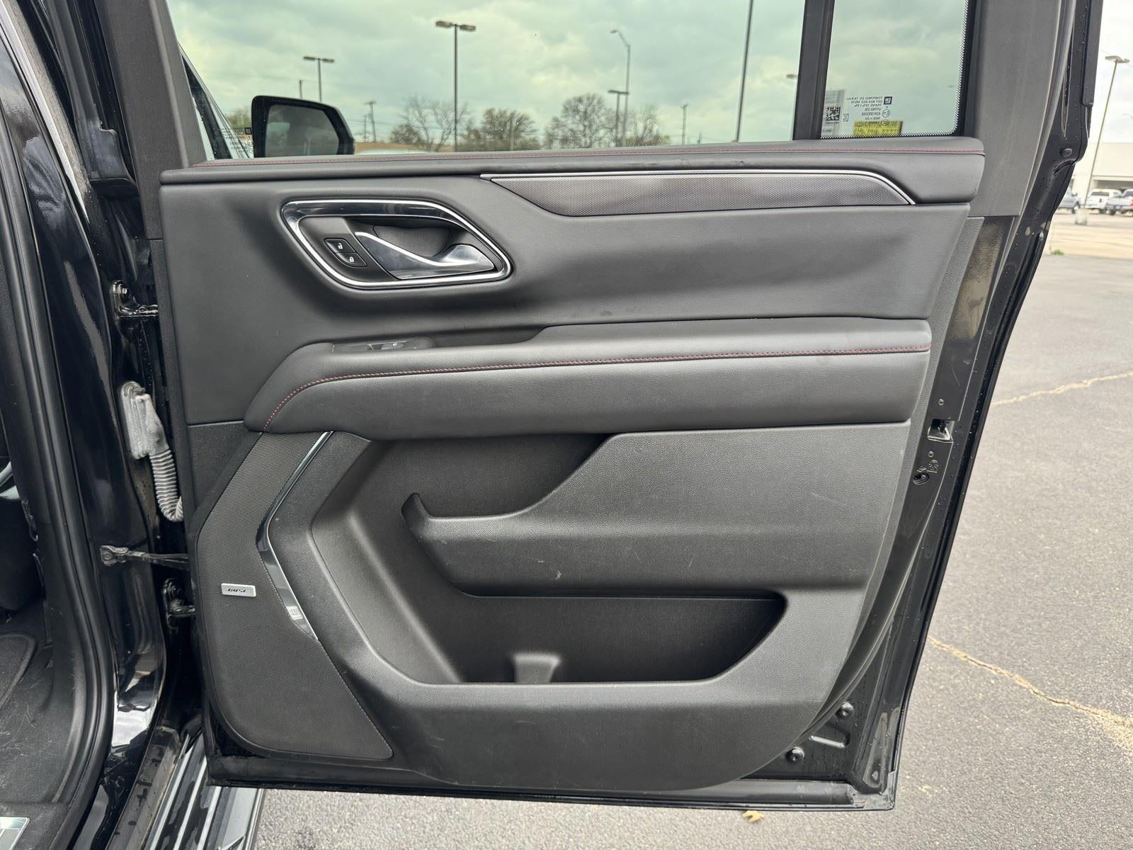 2023 Chevrolet Suburban RST