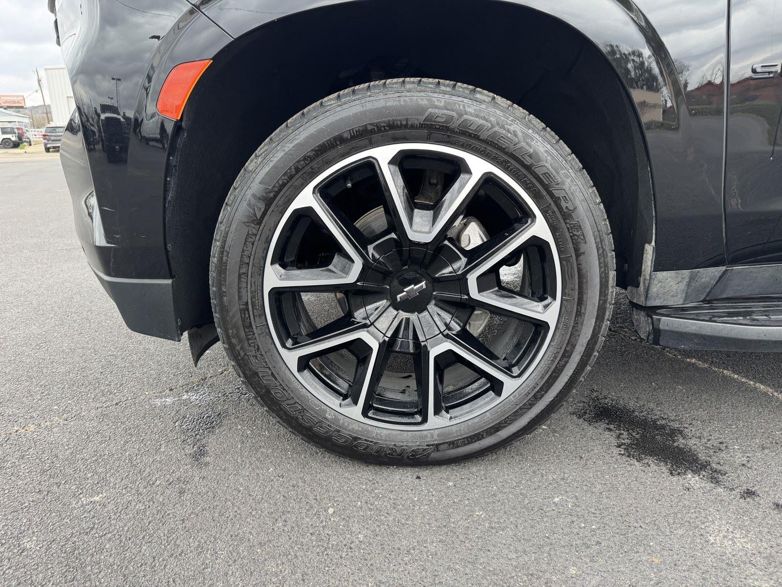 2023 Chevrolet Suburban RST