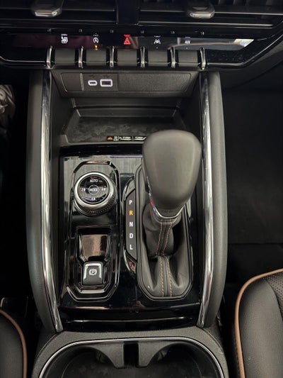 2025 GMC Canyon 4WD AT4