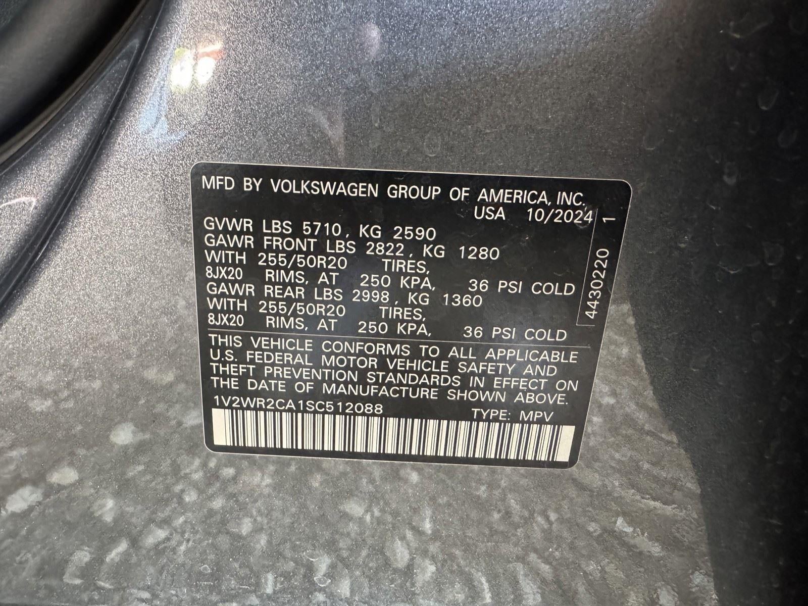 2025 Volkswagen Atlas 2.0T SE w/Technology