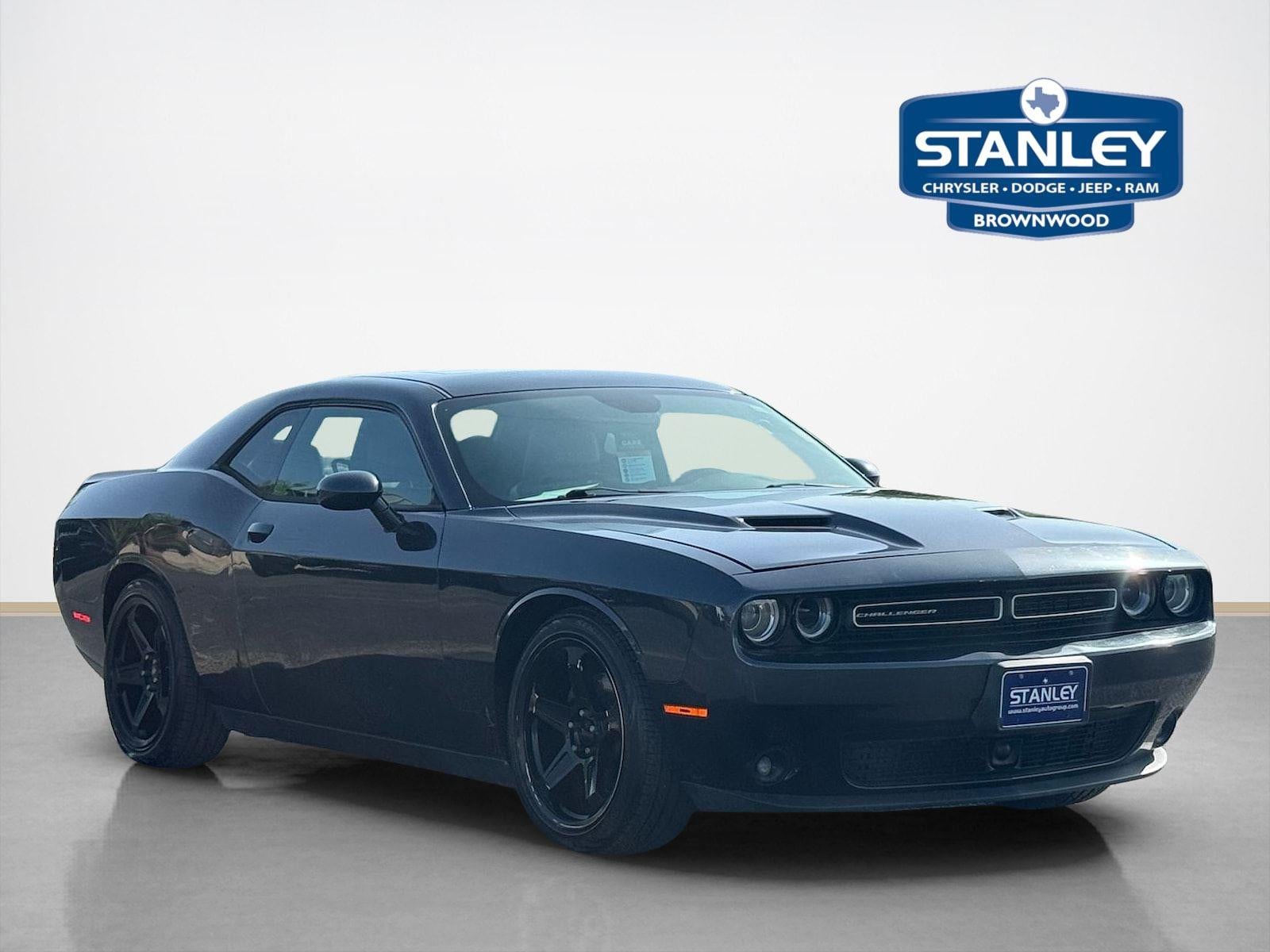2016 Dodge Challenger SXT Plus