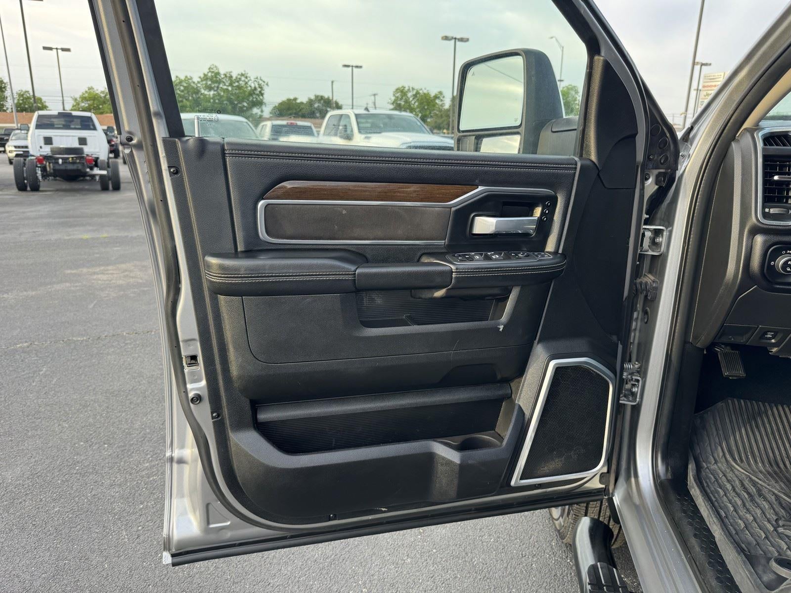 2024 RAM 3500 Laramie