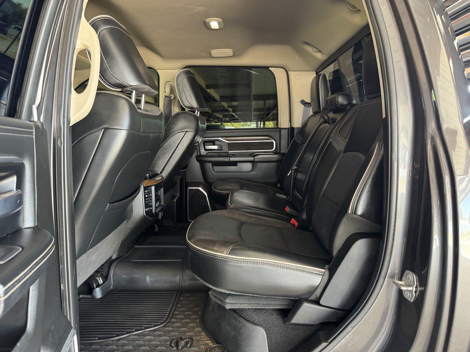 2022 RAM 3500 Chassis Cab Laramie