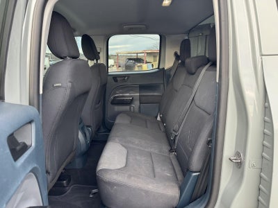 2022 Ford Maverick XL