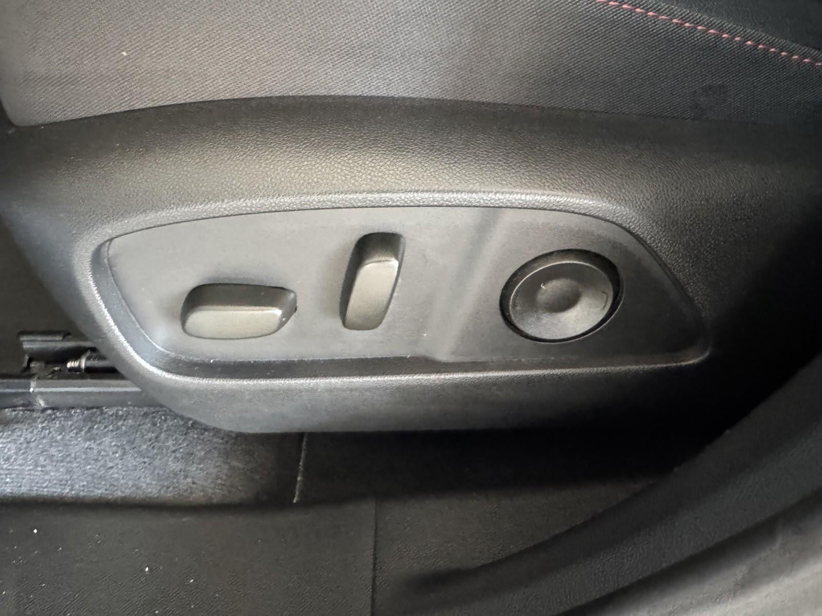 2025 Chevrolet EQUINOX Base