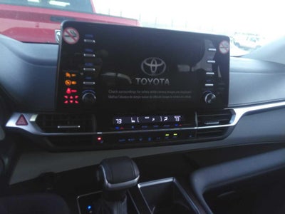 2024 Toyota Sienna XLE