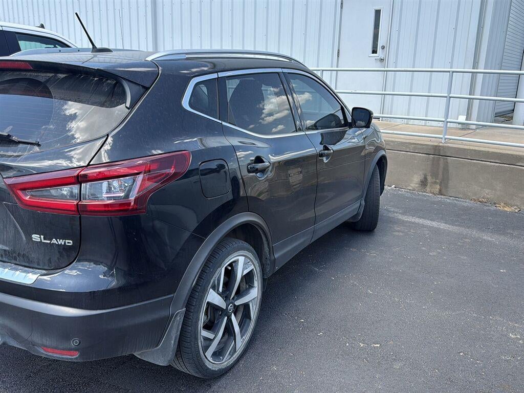 2022 Nissan Rogue Sport SL