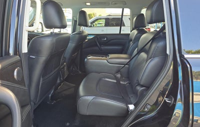 2024 INFINITI QX80 LUXE