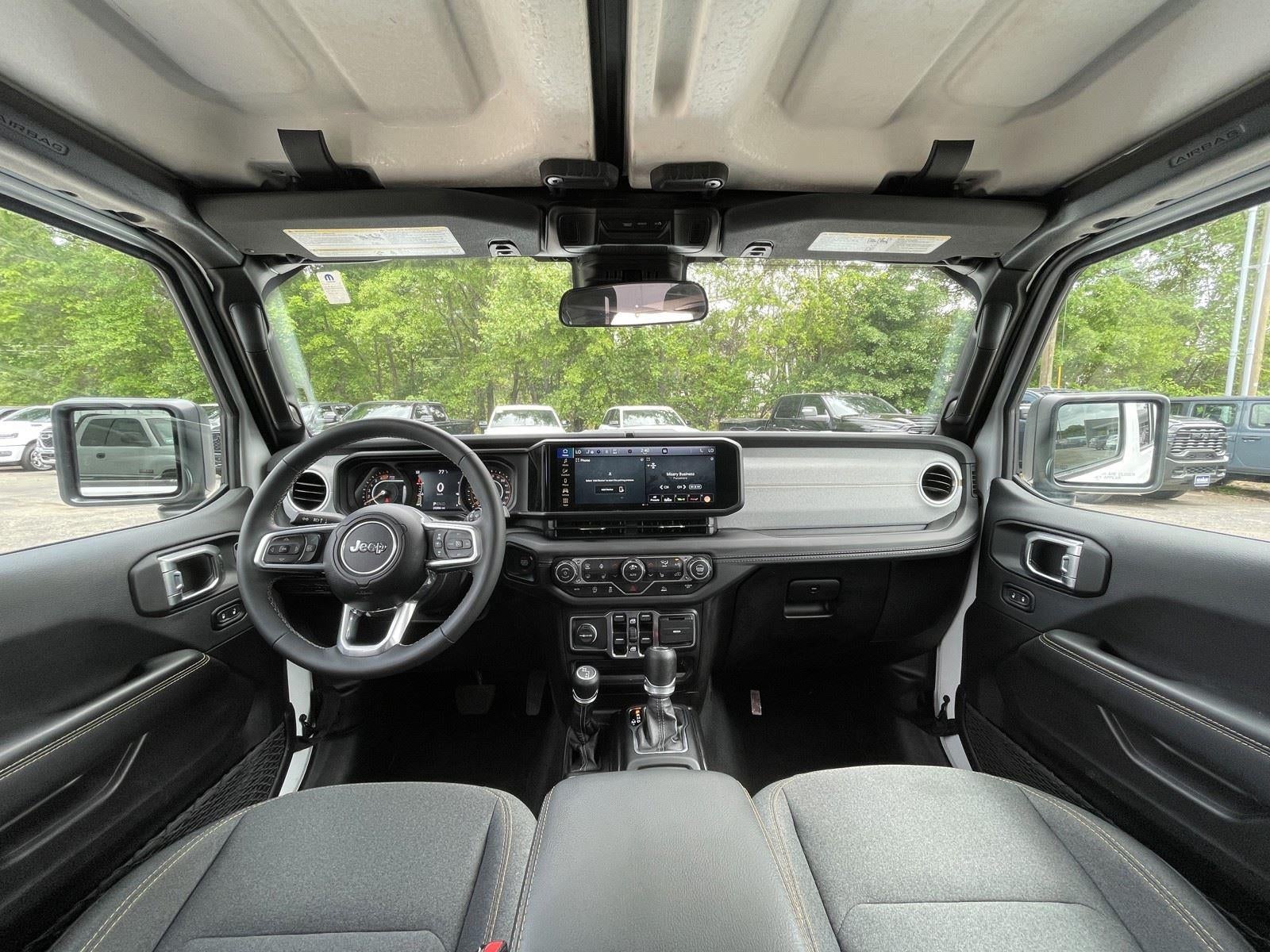 2025 Jeep Wrangler Sahara