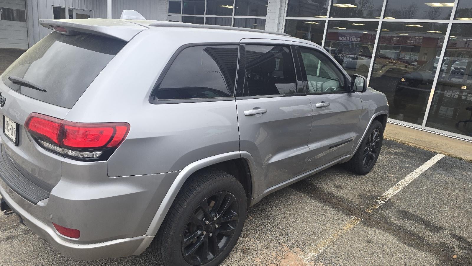 2020 Jeep Grand Cherokee Altitude