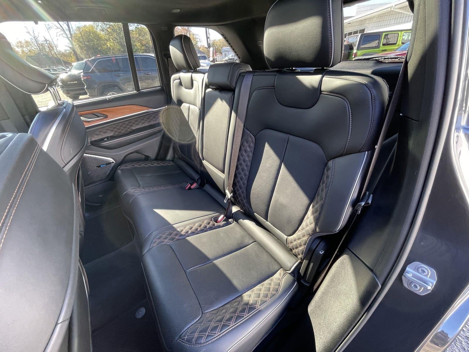 2022 Jeep Grand Cherokee Summit Reserve