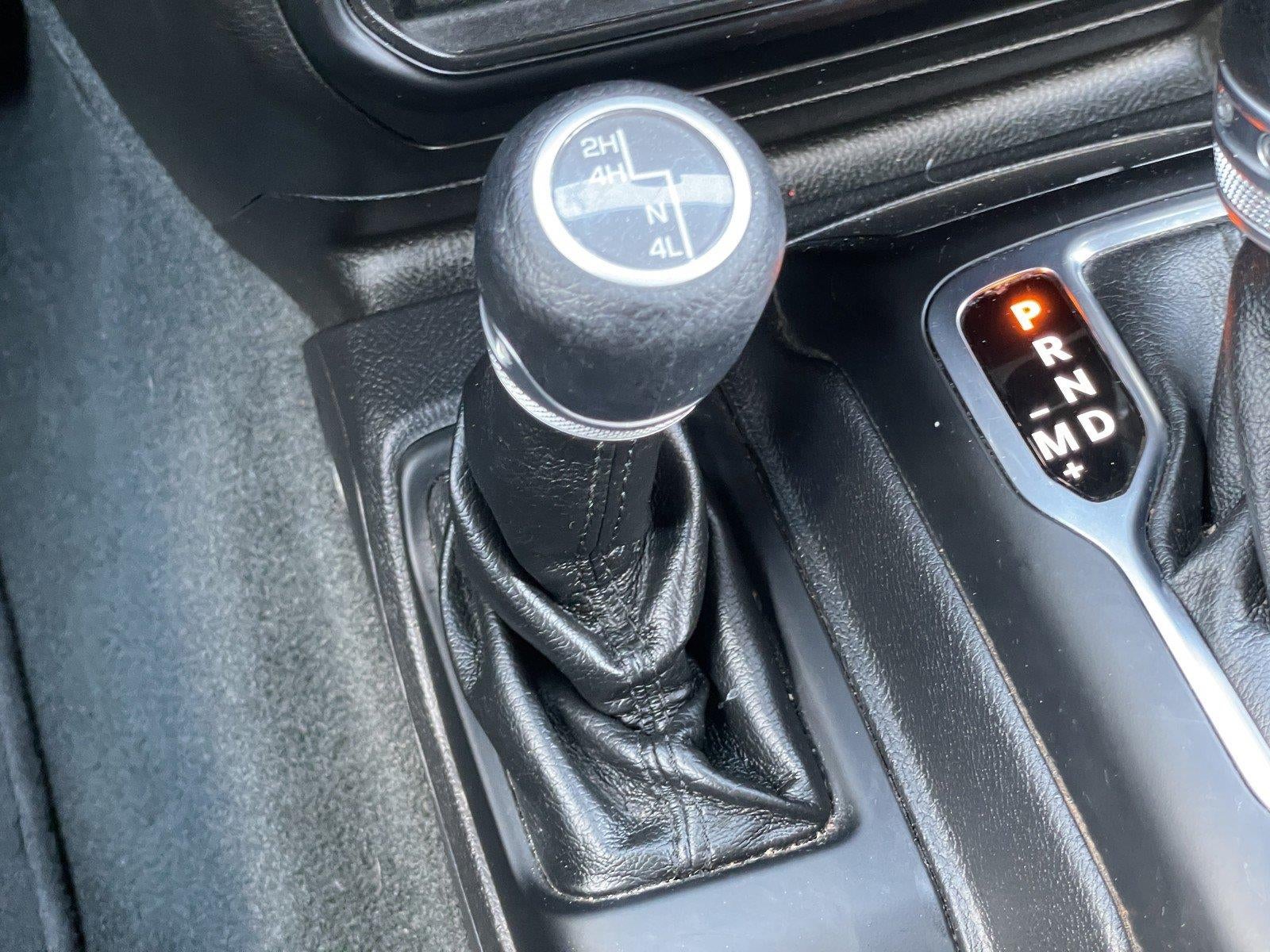 2022 Jeep Gladiator Sport S