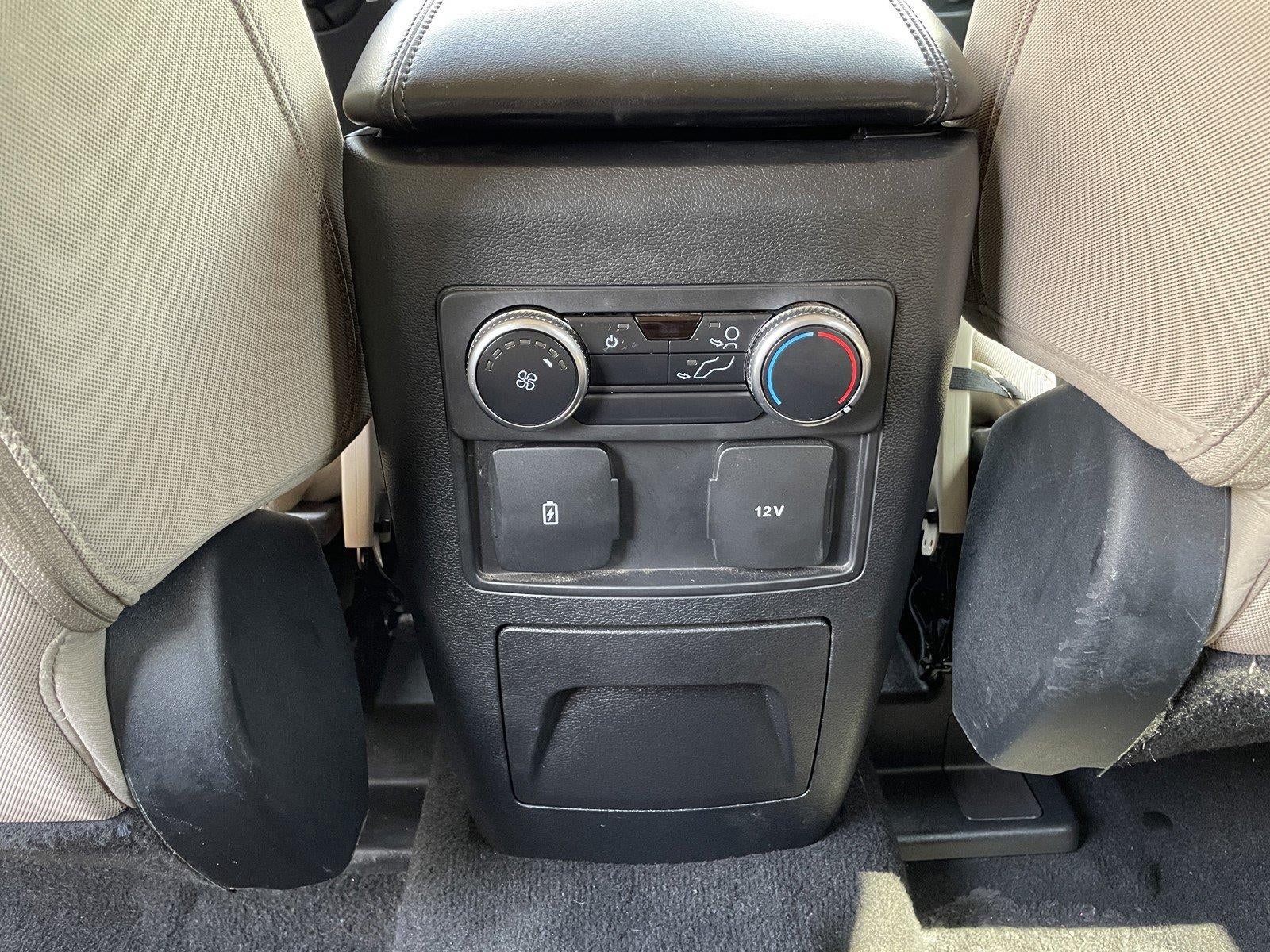 2021 Ford Explorer Base
