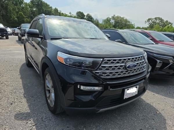 2023 Ford Explorer Limited RWD's photo