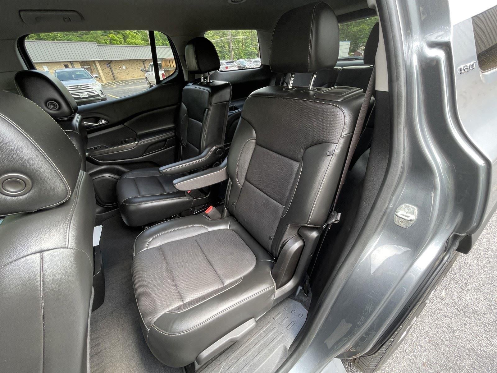2020 GMC Acadia SLT