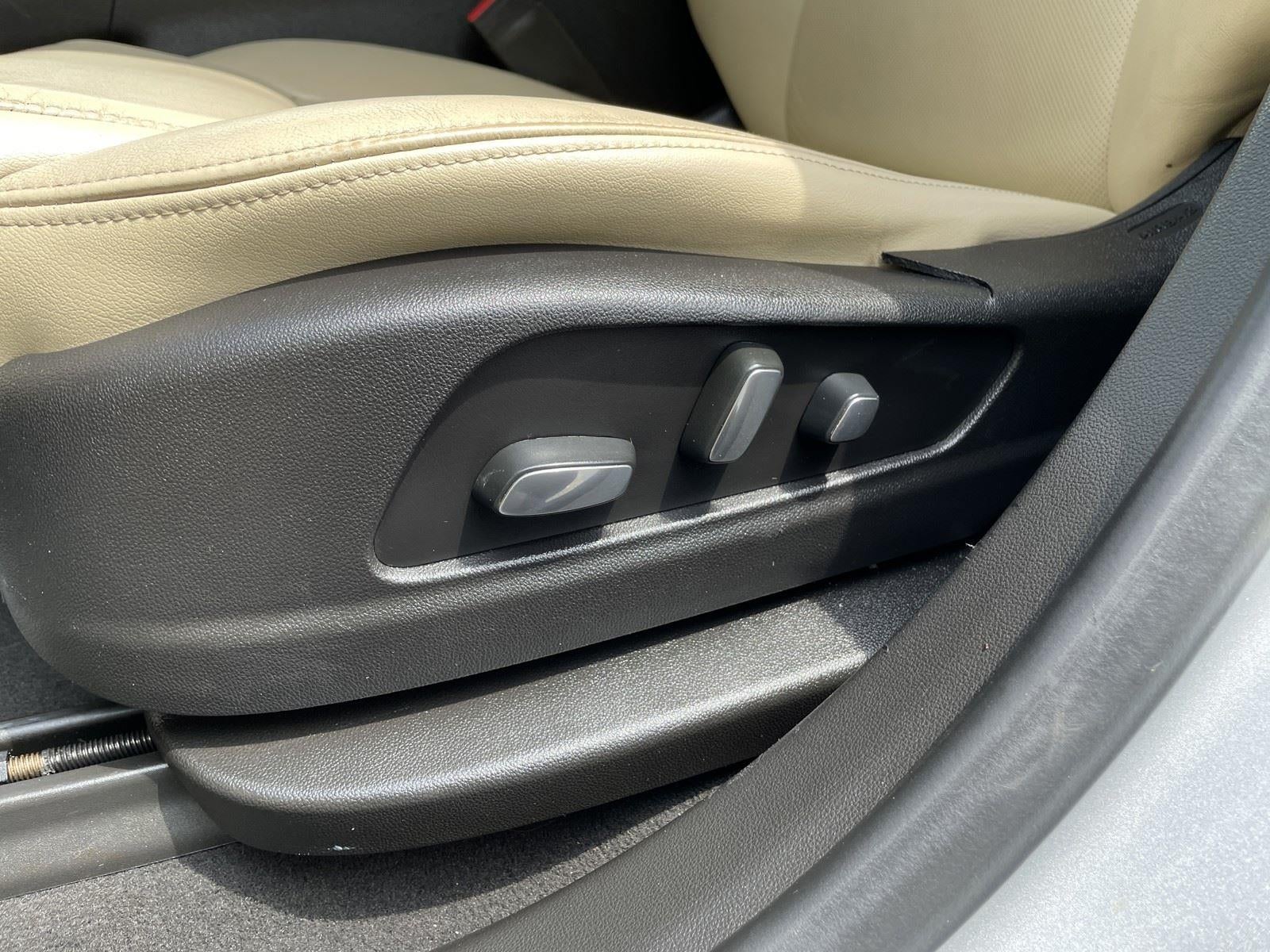 2018 Cadillac XT5 Premium Luxury FWD