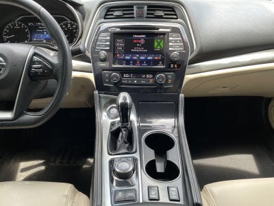 2022 Nissan Maxima SV