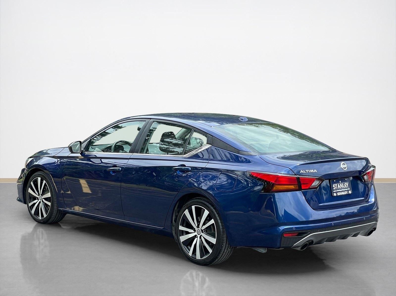 2022 Nissan Altima 2.5 SR