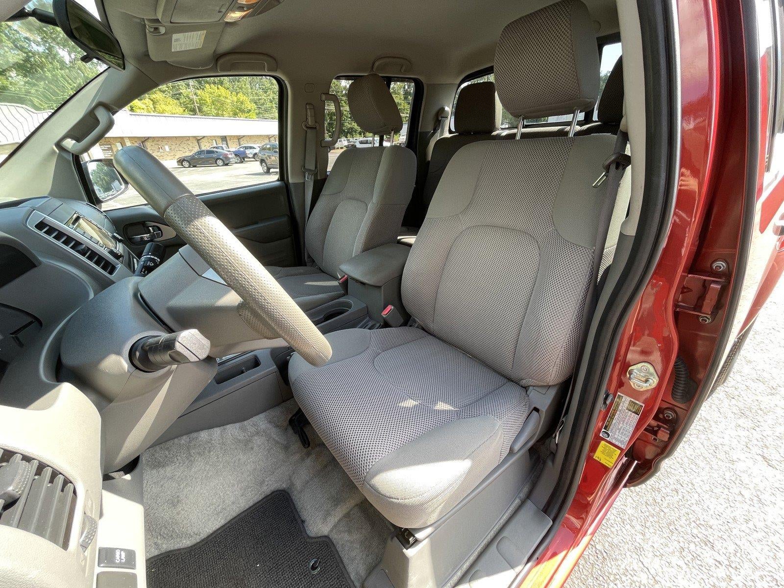 2016 Nissan Frontier SV