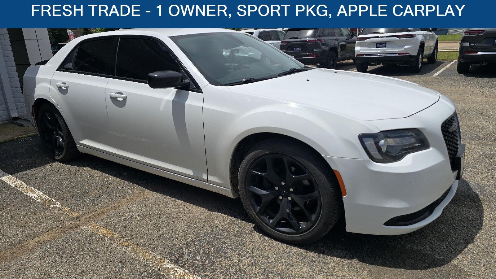 2021 Chrysler 300 Touring