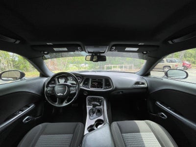 2022 Dodge Challenger SXT