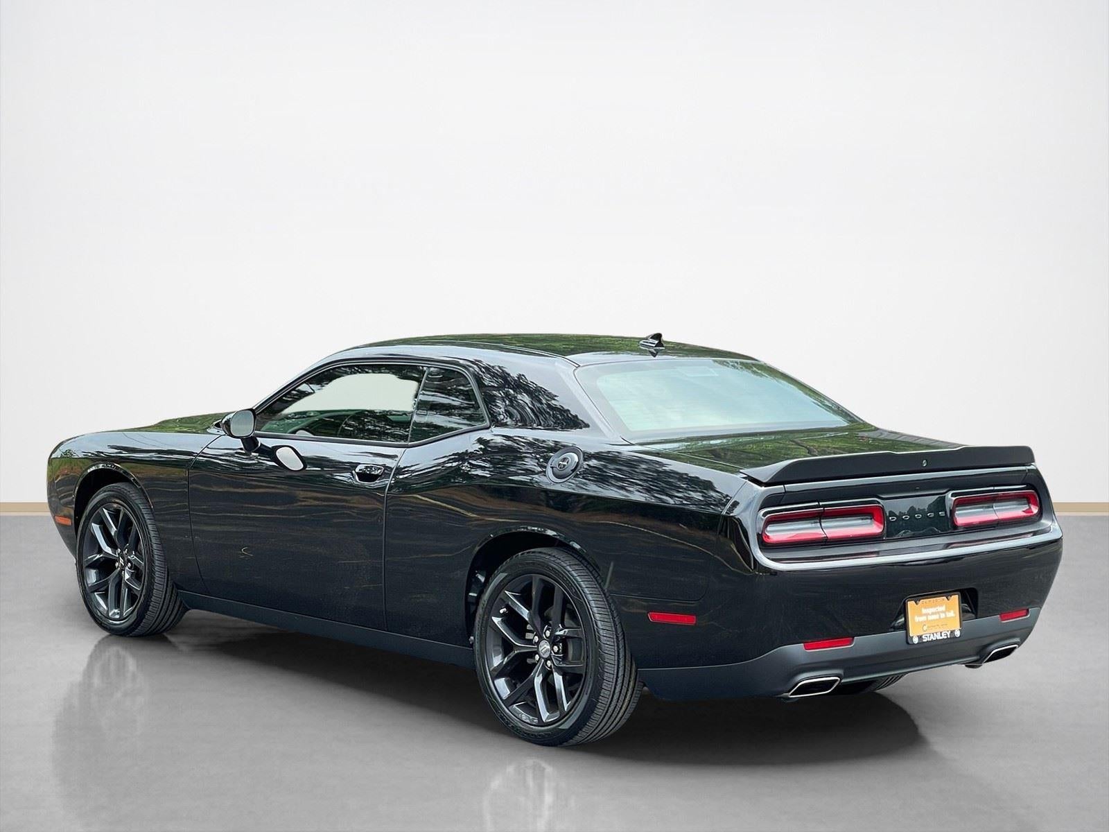 2022 Dodge Challenger SXT