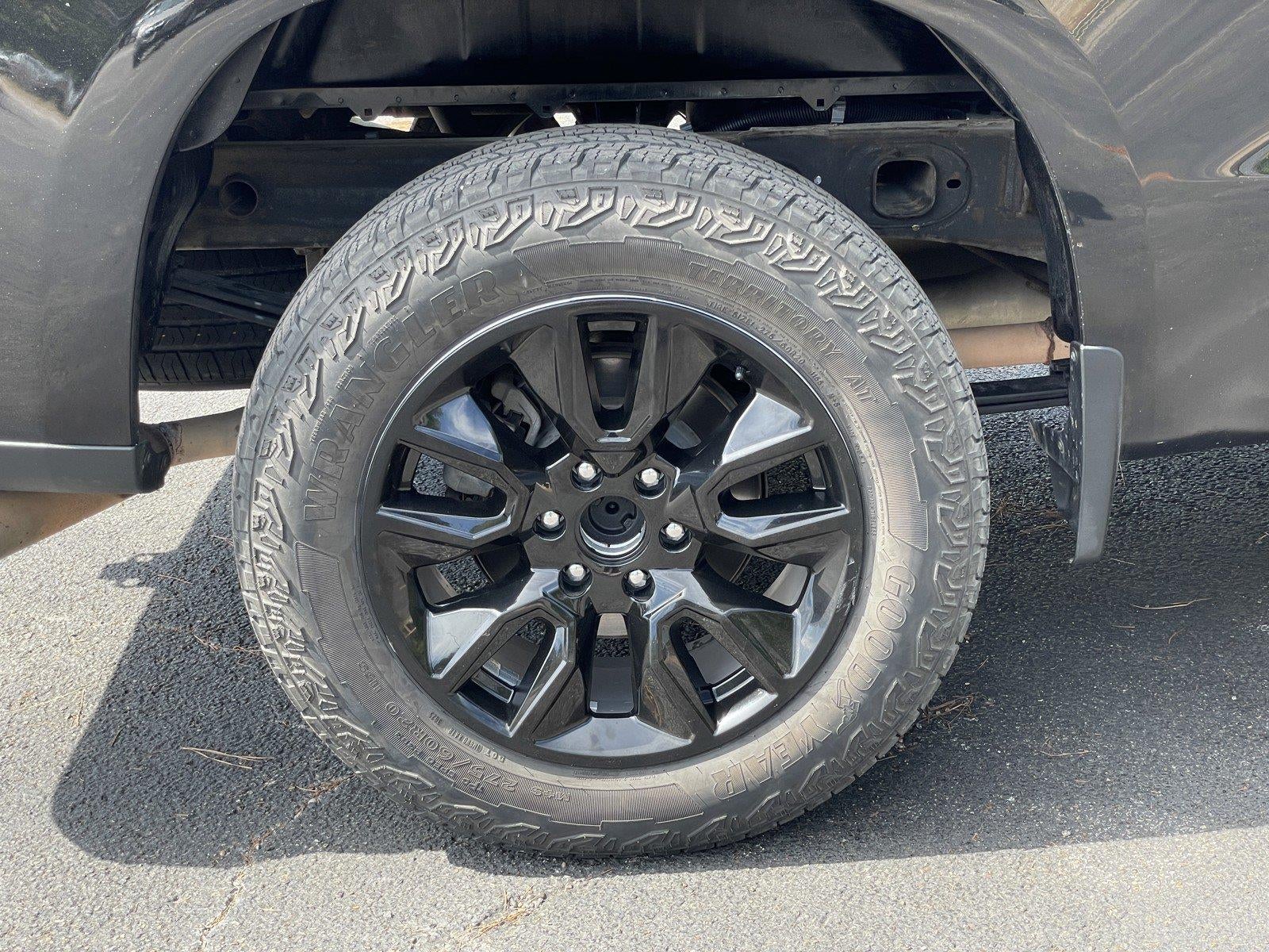 2020 Chevrolet Silverado 1500 Custom
