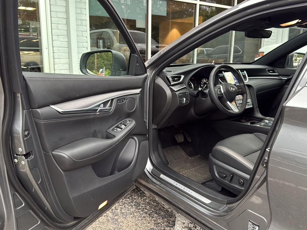 2024 INFINITI QX55 LUXE
