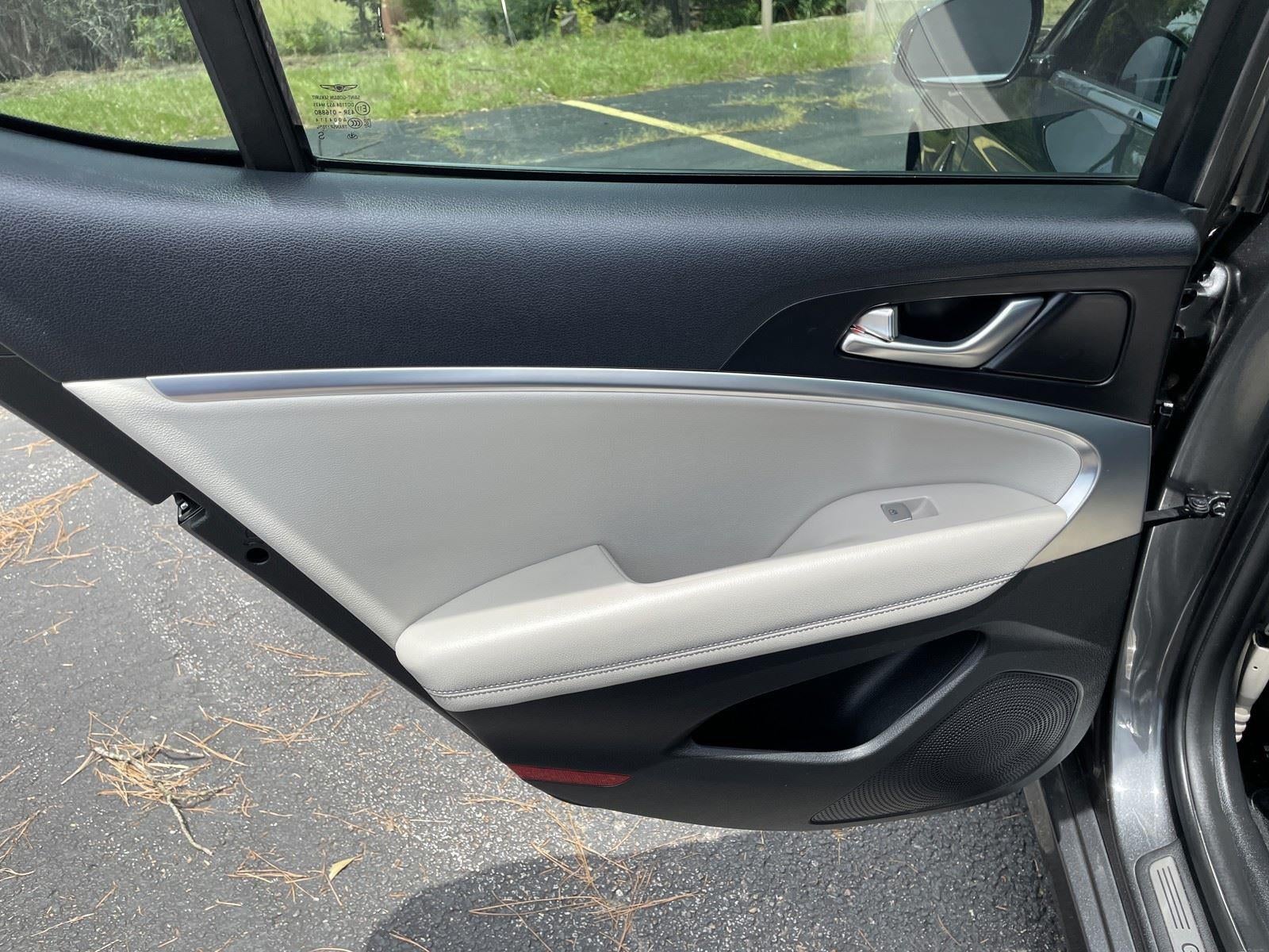 2020 Genesis G70 2.0T