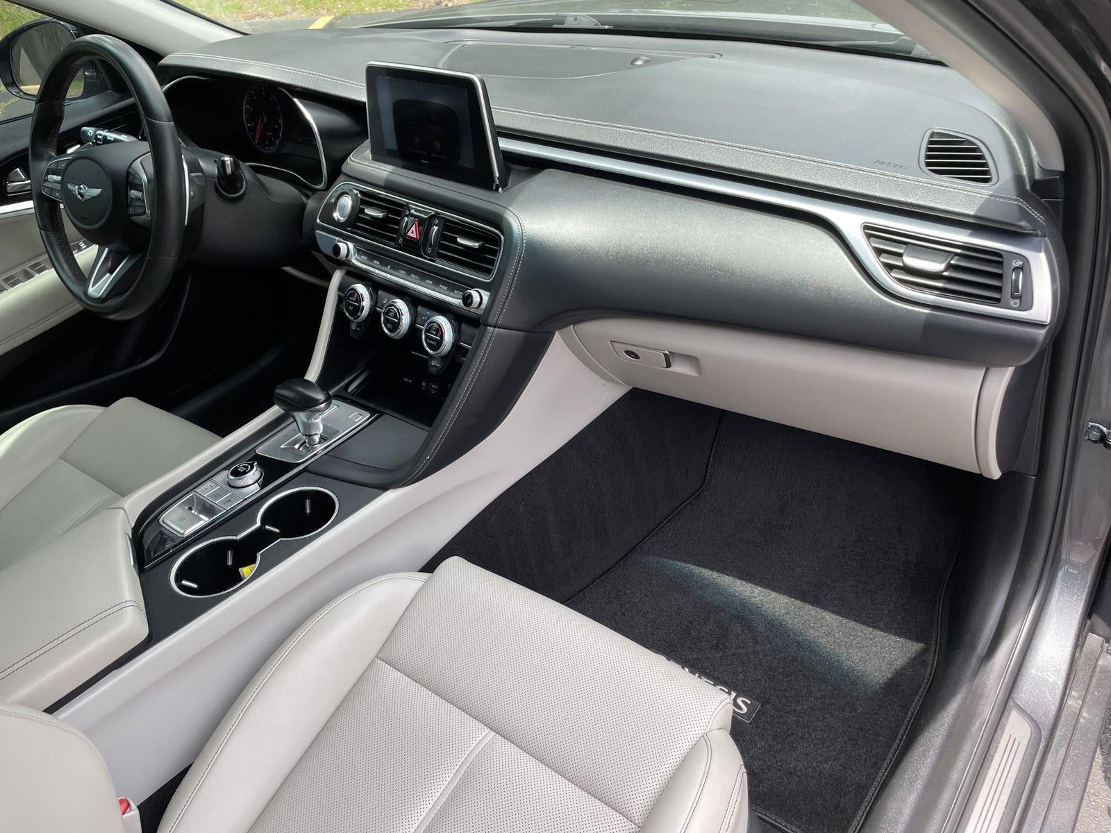 2020 Genesis G70 2.0T