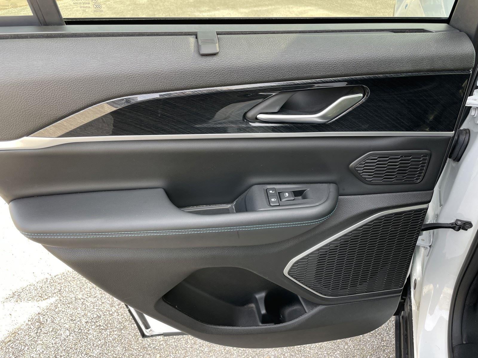 2022 Jeep Grand Cherokee 4xe Trailhawk