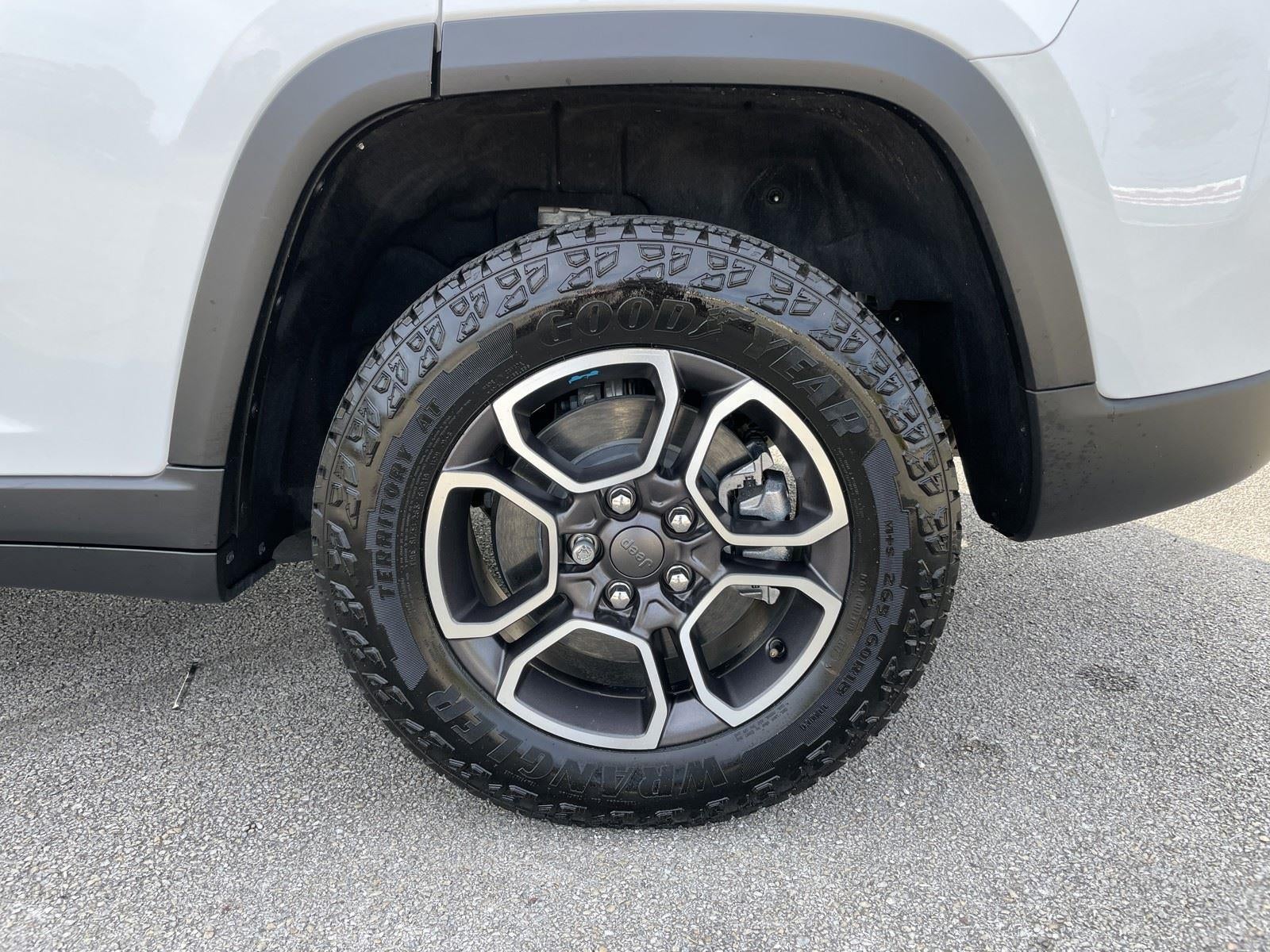 2022 Jeep Grand Cherokee 4xe Trailhawk