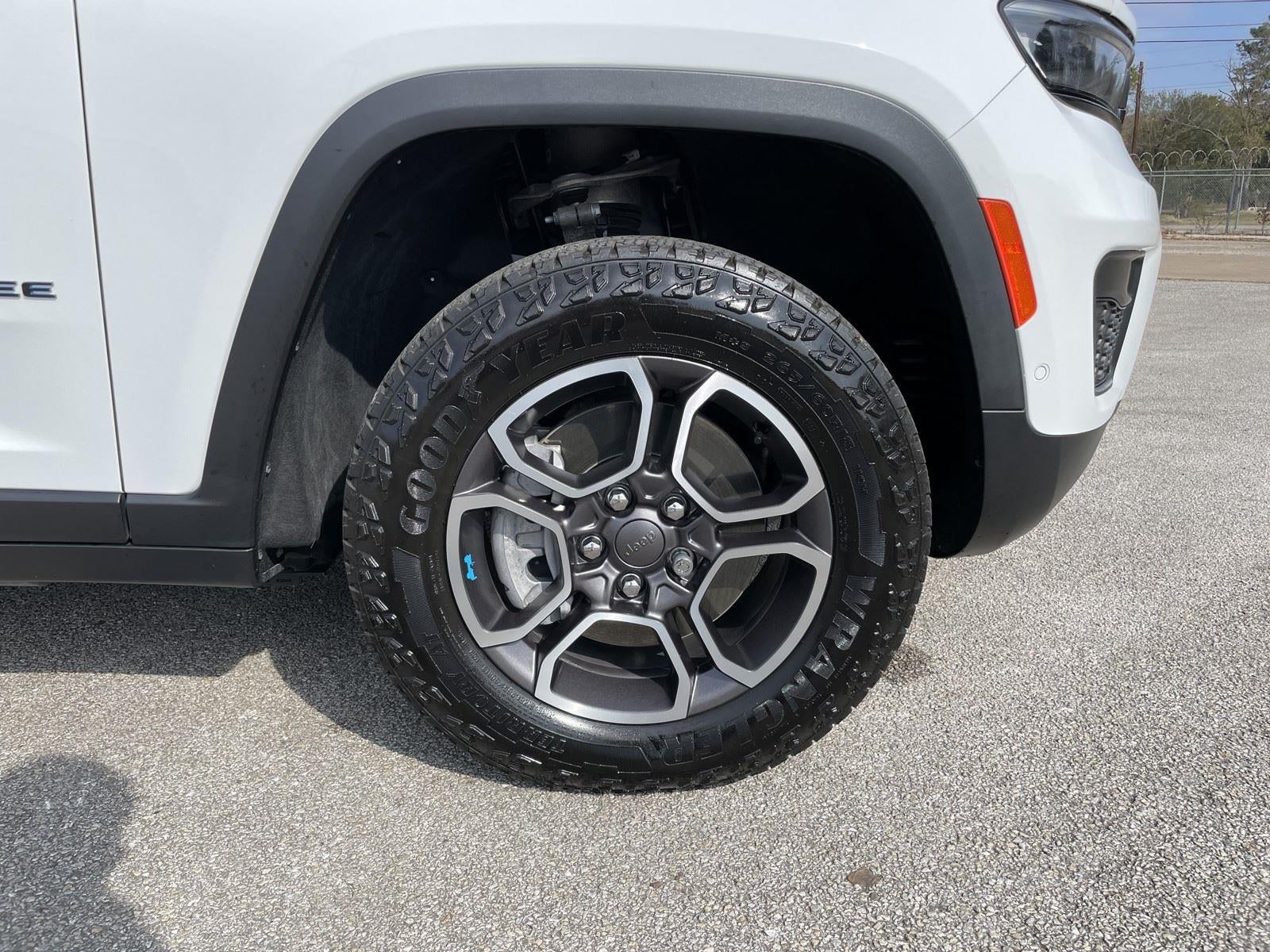 2022 Jeep Grand Cherokee 4xe Trailhawk