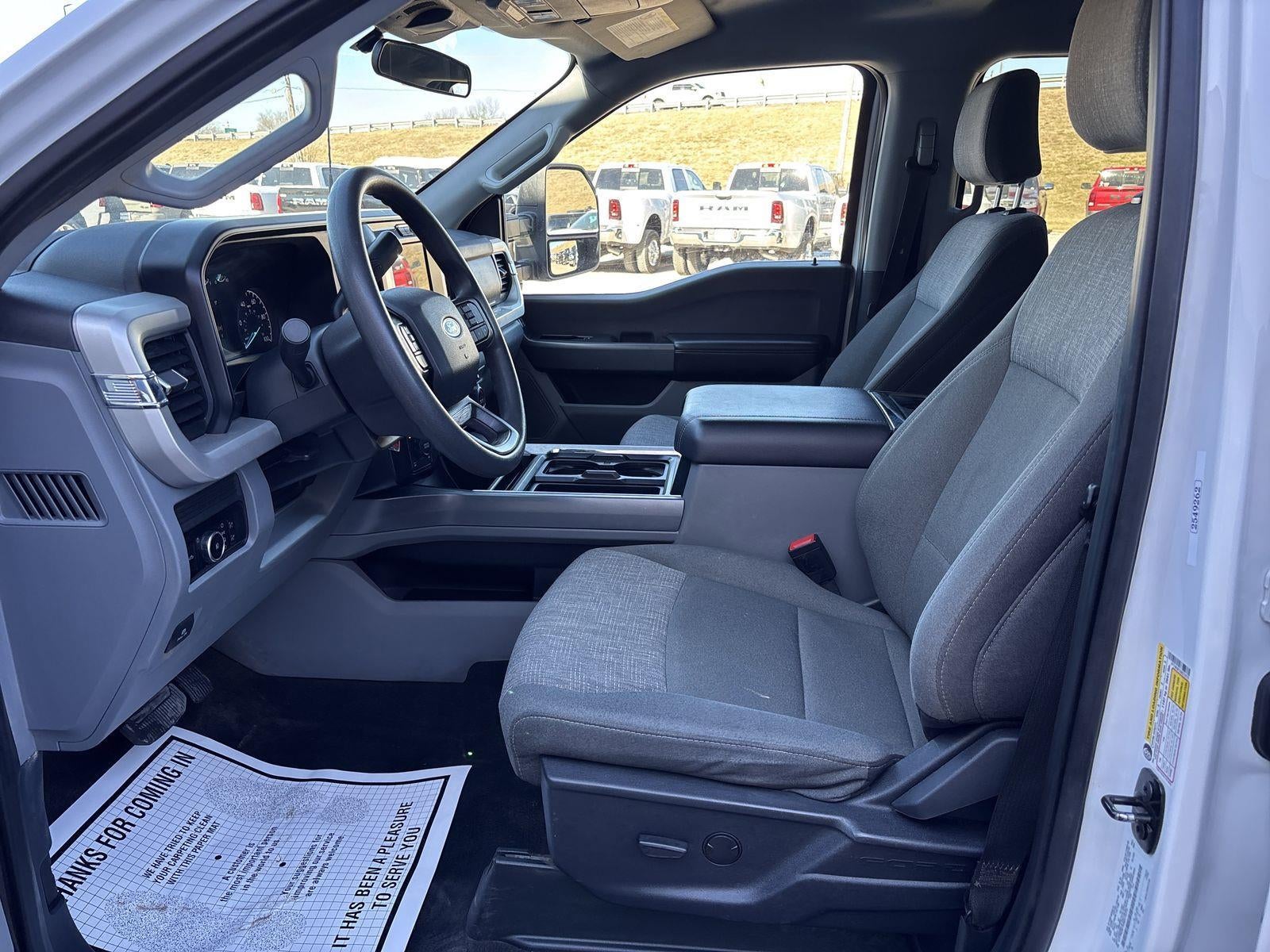 2025 Ford Super Duty F-250 SRW XLT