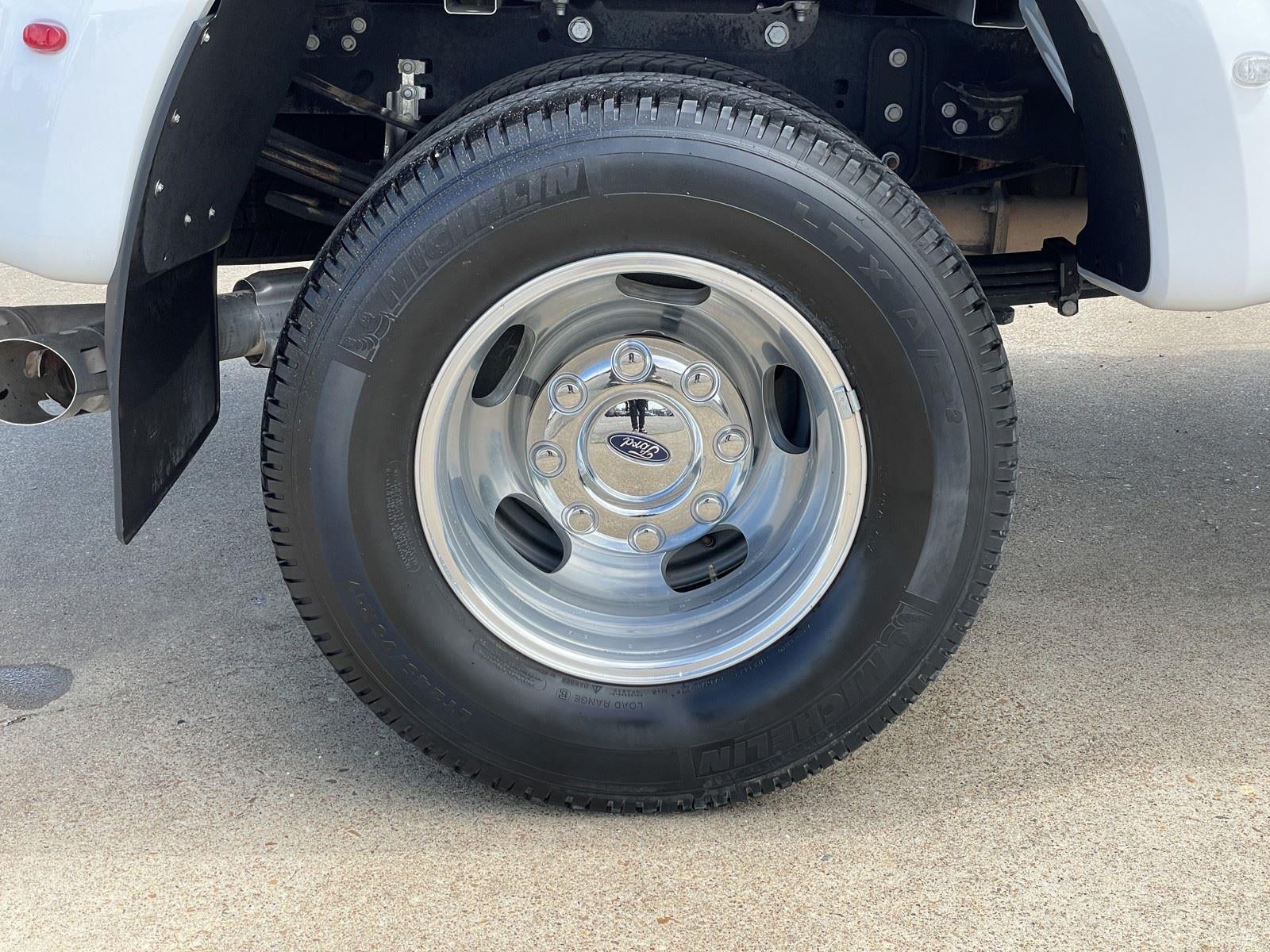 2024 Ford Super Duty F-350 DRW XLT
