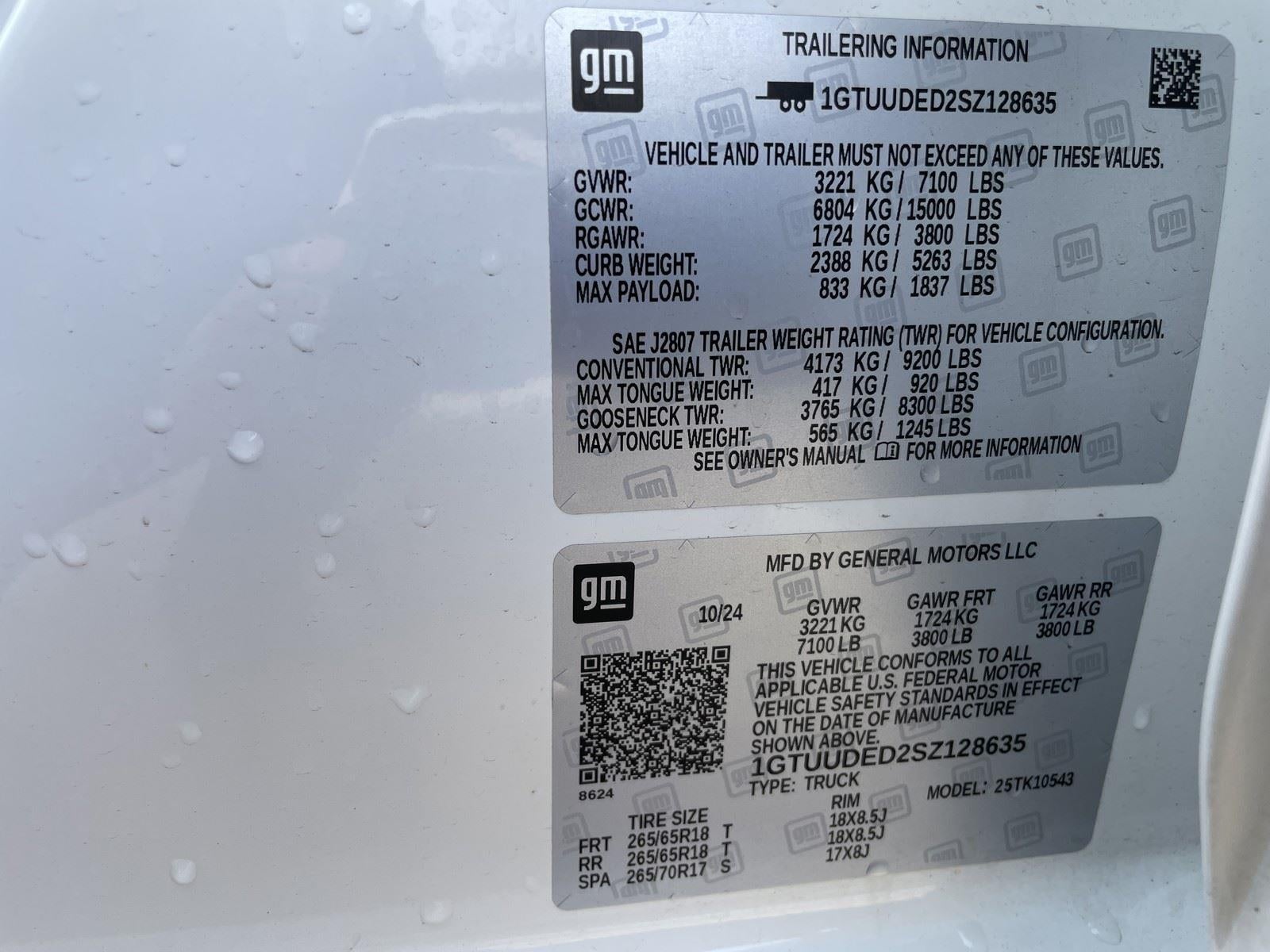 2025 GMC Sierra 1500 SLT