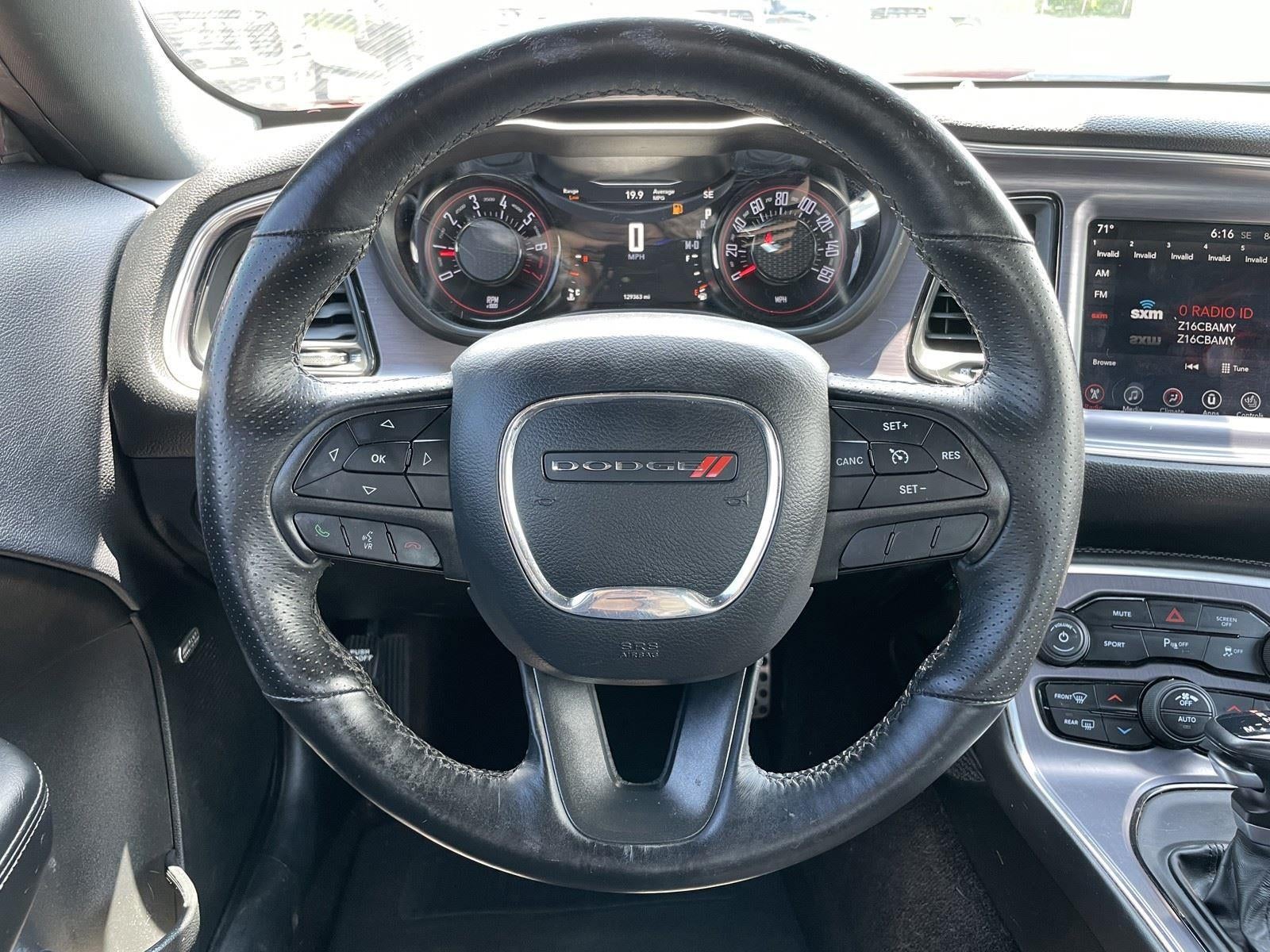 2017 Dodge Challenger SXT Plus