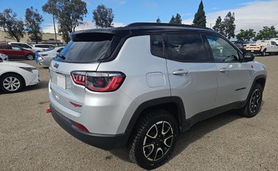2025 Jeep Compass Trailhawk