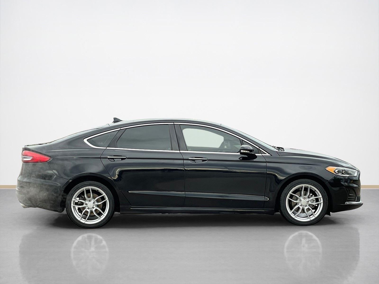 2019 Ford Fusion SEL