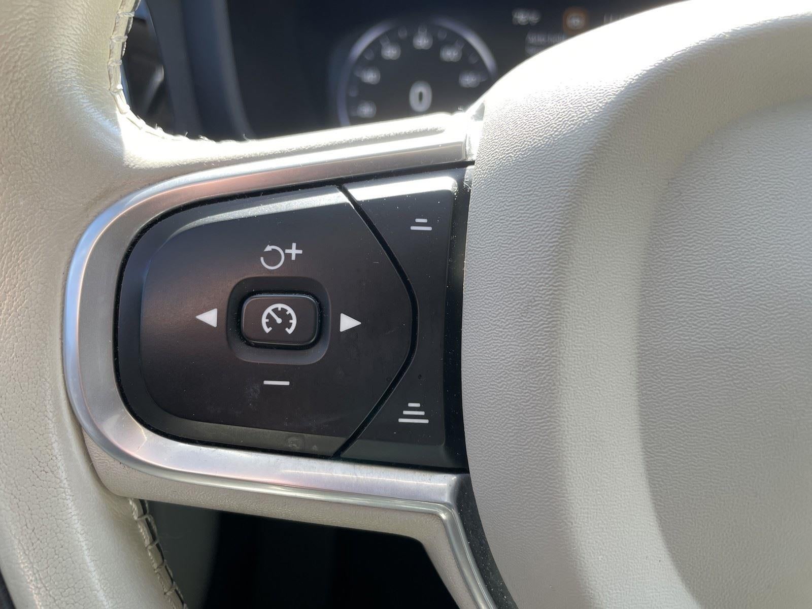 2020 Volvo S60 Momentum