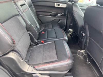 2024 Ford Explorer ST-Line